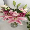 beautiful flower vase wallpaper  screen for extension Chrome web store in OffiDocs Chromium