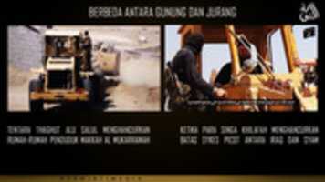 Free download BERBEDA ANTARA GUNUNG DAN JURANG free photo or picture to be edited with GIMP online image editor