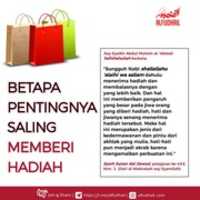 Free download BETAPA PENTINGNYA SALING MEMBERI HADIAH free photo or picture to be edited with GIMP online image editor