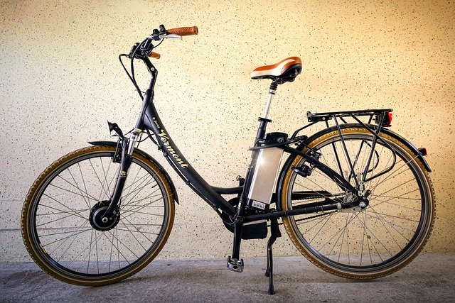 Free download bicycle bike to go biking cycle free picture to be edited with GIMP free online image editor