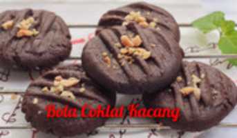 Free download Bla Coklt free photo or picture to be edited with GIMP online image editor