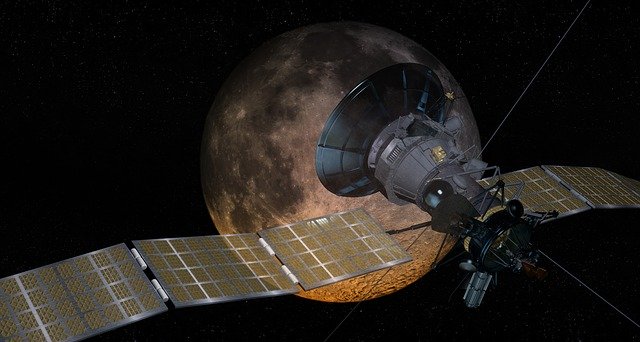 Téléchargement gratuit de l'illustration gratuite Blood Moon Satellite Space Travel à éditer avec l'éditeur d'images en ligne GIMP
