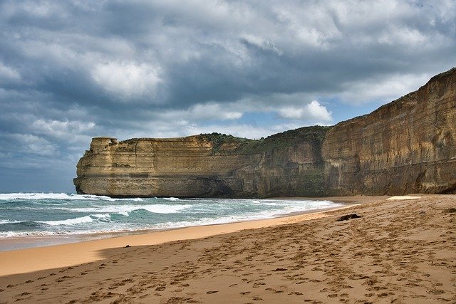 ດາວໂຫຼດຟຣີ bluff beach seascape coastal coastal picture free to be edited with GIMP free online image editor