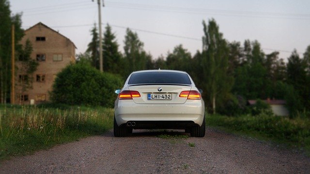 Téléchargement gratuit bmw campagne foin été extérieur image gratuite à éditer avec l'éditeur d'images en ligne gratuit GIMP