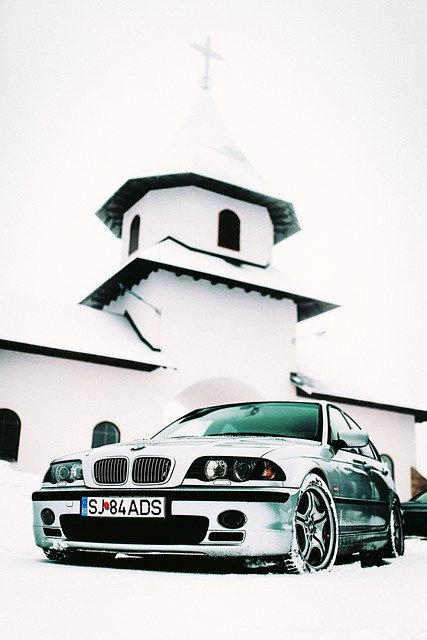 Kostenloser Download bmwe 46 Auto Schneefahrzeug Auto kostenloses Bild, das mit dem kostenlosen Online-Bildeditor GIMP bearbeitet werden kann