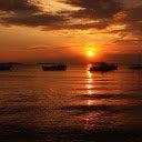 Boat parked on the sea surface  screen for extension Chrome web store in OffiDocs Chromium