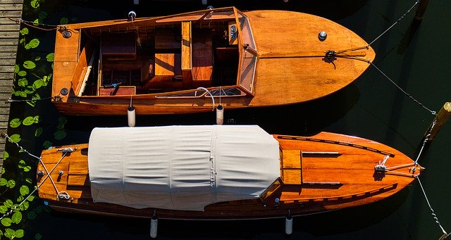 Imagen gratuita Barcos de madera viejos - para ser editado por el editor de imágenes gratuito GIMP por OffiDocs