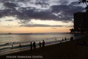 Free download Book SeasideHawaiianHostel to See Wonderful Views in Waikiki free photo or picture to be edited with GIMP online image editor