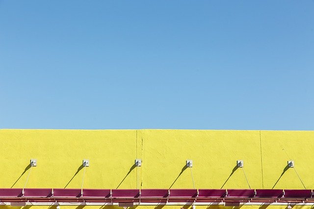 دانلود رایگان Bright Building Colorful - عکس یا تصویر رایگان برای ویرایش با ویرایشگر تصویر آنلاین GIMP