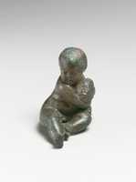 Free download Bronze statuette of a child with a bunch of grapes free photo or picture to be edited with GIMP online image editor