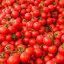 bunches of ripe red tomatoes  screen for extension Chrome web store in OffiDocs Chromium
