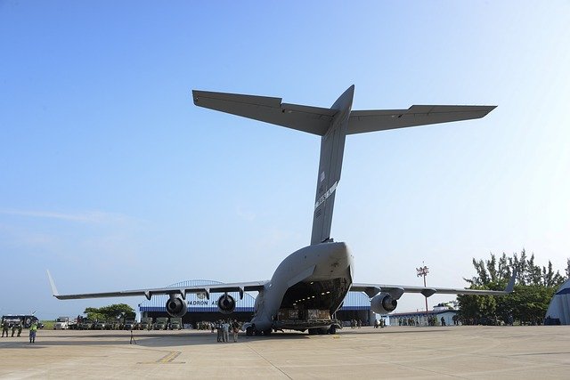 Free download c 17 globemaster iii cargo plane free picture to be edited with GIMP free online image editor