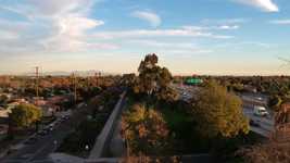 Unduh gratis California Suburban Street - video gratis untuk diedit dengan editor video online OpenShot