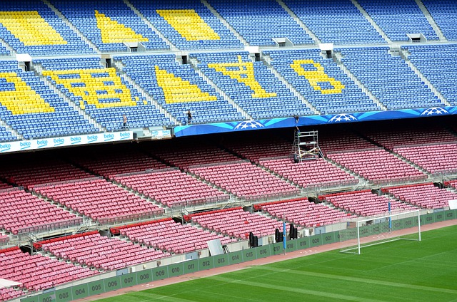 Baixe gratuitamente a imagem gratuita da arquibancada do estádio camp nou para ser editada com o editor de imagens on-line gratuito do GIMP