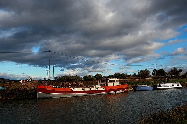 Free download canal du midi boat peniche water free picture to be edited with GIMP free online image editor