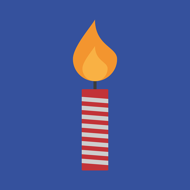 Faça o download gratuito do gráfico vetorial Candle Birthday FlameFree na ilustração gratuita do Pixabay para ser editado com o editor de imagens on-line do GIMP