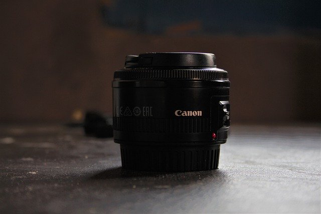Kostenloser Download der Canon 50-mm-Objektivkamera Kostenloses Bild, das mit dem kostenlosen Online-Bildeditor GIMP bearbeitet werden kann