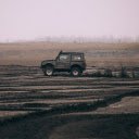 Car driving in the field  screen for extension Chrome web store in OffiDocs Chromium