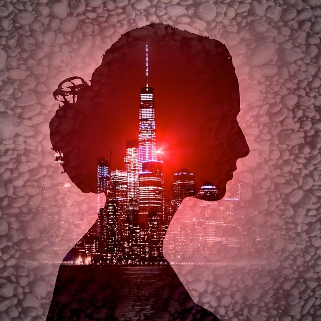 Scarica gratuitamente l'immagine gratuita della silhouette della donna della città della copertina del cd da modificare con l'editor di immagini online gratuito GIMP