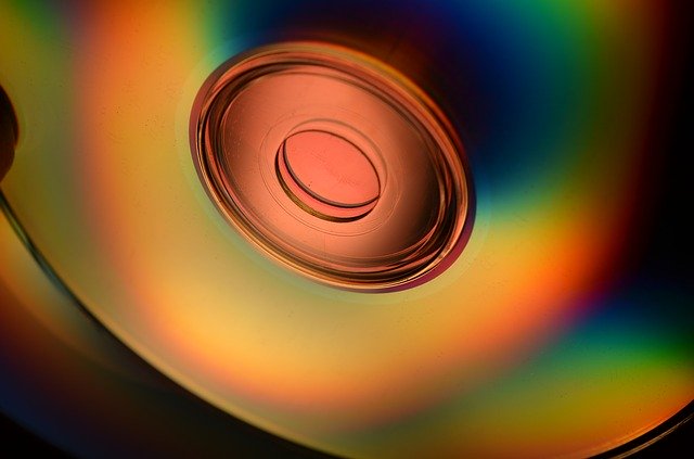 Free download cd disk computer operating system free picture to be edited with GIMP free online image editor