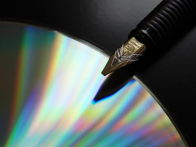 Free download cd dvd backlighting data free picture to be edited with GIMP free online image editor