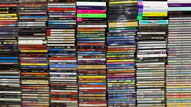 Descărcare gratuită cd muzică hi fi audio divertisment imagine gratuită pentru a fi editată cu editorul de imagini online gratuit GIMP