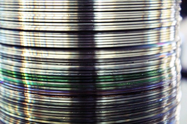 Free download cd rom cd spindle reflection free picture to be edited with GIMP free online image editor