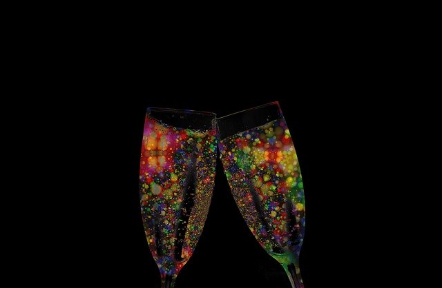 Gratis download Champagne Glasses gratis illustratie om te bewerken met GIMP online afbeeldingseditor