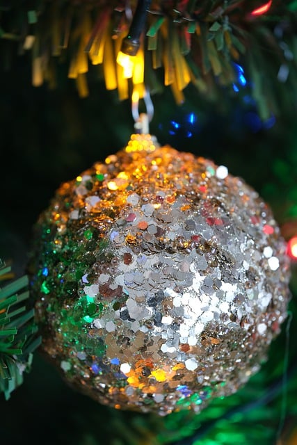Бесплатно скачать рождественские яркие новогодние шары бесплатное изображение для редактирования с помощью бесплатного онлайн-редактора изображений GIMP