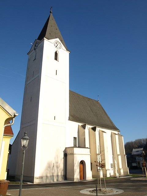 ดาวน์โหลดภาพฟรี Church pfarrkirche hl ruprecht เพื่อแก้ไขด้วย GIMP โปรแกรมแก้ไขรูปภาพออนไลน์ฟรี