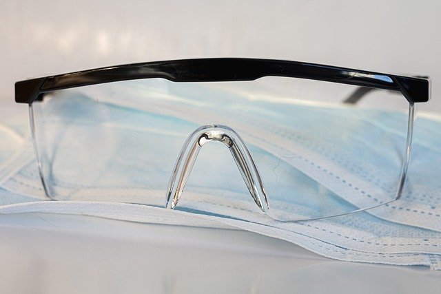 Free download clinic goggles medicine covid 19 free picture to be edited with GIMP free online image editor