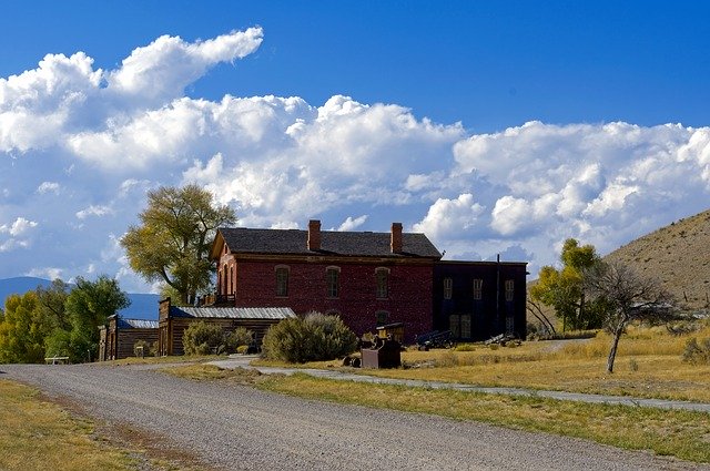 Безкоштовно завантажте безкоштовний шаблон фотографій Clouds And Bannack Montana Meade для редагування онлайн-редактором зображень GIMP