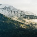 Clouds flying over the mountains  screen for extension Chrome web store in OffiDocs Chromium