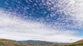 Unduh gratis Clouds Landscape Sky - foto atau gambar gratis untuk diedit dengan editor gambar online GIMP