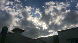 הורדה חינם של Clouds Sky איור בחינם לעריכה עם עורך התמונות המקוון GIMP