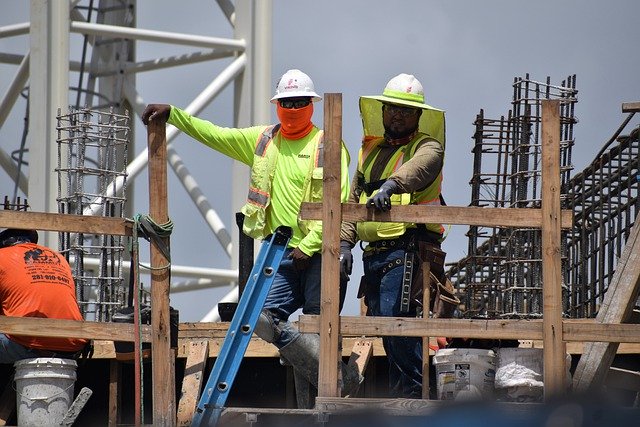 Free download construction workers scaffolding free picture to be edited with GIMP free online image editor