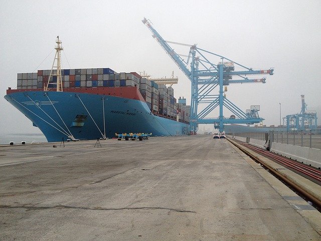 Free download container ship mv2 mesh plain taps free picture to be edited with GIMP free online image editor