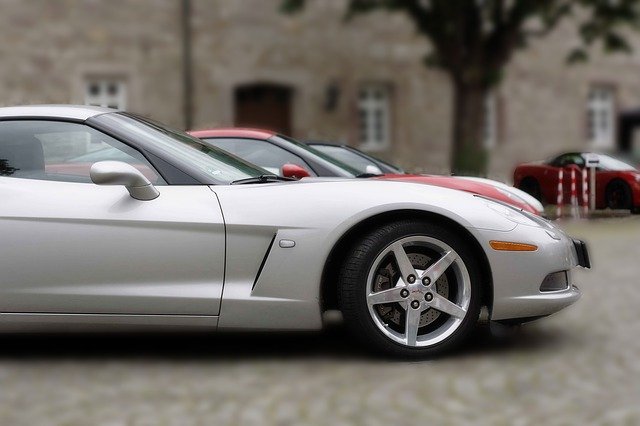 Téléchargement gratuit d'une image gratuite de voiture de sport Corvette C6 à modifier avec l'éditeur d'images en ligne gratuit GIMP