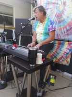 ດາວ​ໂຫຼດ​ຟຣີ Cosmic Chariot Arapahoe Music Festival ຮູບ​ພາບ​ຫຼື​ຮູບ​ພາບ​ທີ່​ຈະ​ໄດ້​ຮັບ​ການ​ແກ້​ໄຂ​ທີ່​ມີ GIMP ອອນ​ໄລ​ນ​໌​ບັນ​ນາ​ທິ​ການ​ຮູບ​ພາບ​.
