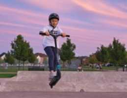 Descarga gratis una foto o imagen gratis de Cotton Candy Skatepark para editar con el editor de imágenes en línea GIMP