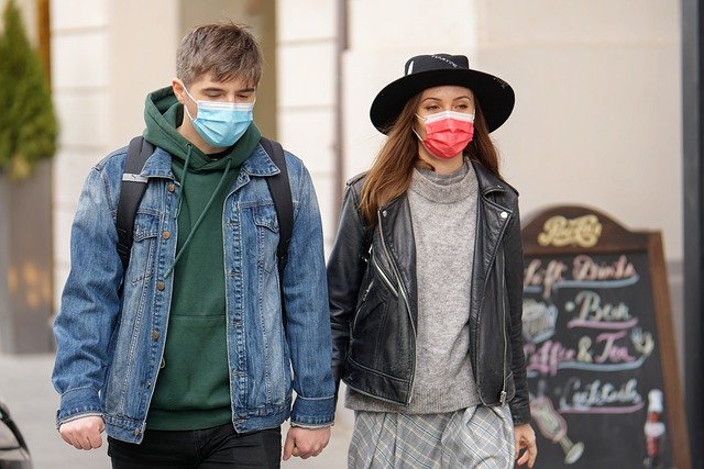 Free download couple masks covid 19 together free picture to be edited with GIMP free online image editor