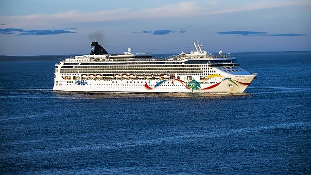 Free download cruise ship norwegian dawn adventure free picture to be edited with GIMP free online image editor