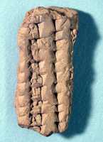 ດາວໂຫຼດຟຣີ Cuneiform tablet: fragment of Syllabary B free photo or picture to be edited with GIMP online image editor