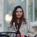Curly hair girl  screen for extension Chrome web store in OffiDocs Chromium