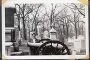 ดาวน์โหลดฟรี Custis Lees Mansion Arlington VA 1956 รูปถ่ายหรือรูปภาพฟรีที่จะแก้ไขด้วยโปรแกรมแก้ไขรูปภาพออนไลน์ GIMP