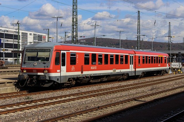 Ücretsiz indir dbag deutsche bahn br628 ücretsiz resim GIMP ücretsiz çevrimiçi resim düzenleyici ile düzenlenebilir