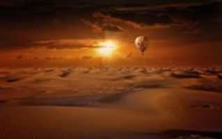 Free download desert_balloon free photo or picture to be edited with GIMP online image editor