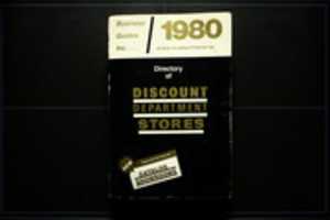 Kostenloser Download Directory of Discount Department Stores 1980 Raw Image Scannt ein kostenloses Foto oder Bild, das mit dem Online-Bildeditor GIMP bearbeitet werden kann