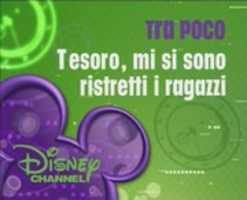 Free download Disney Channel Italy Tra Poco Bumper (Tesoro, Mi Si Sono Ristretti I Ragazzi) (2007) (PICTURE ONLY) free photo or picture to be edited with GIMP online image editor