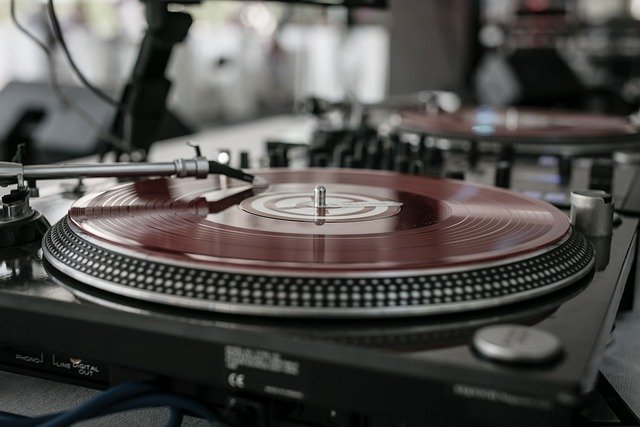 Free download dj desk round disc gray desk free picture to be edited with GIMP free online image editor
